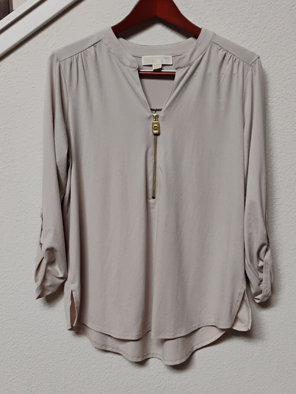 MICHAEL Michael Kors Light Beige Zip-Front Blouse